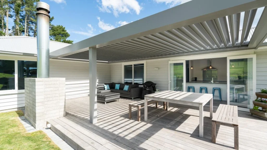 1084 B Mapara Outdoor Dining