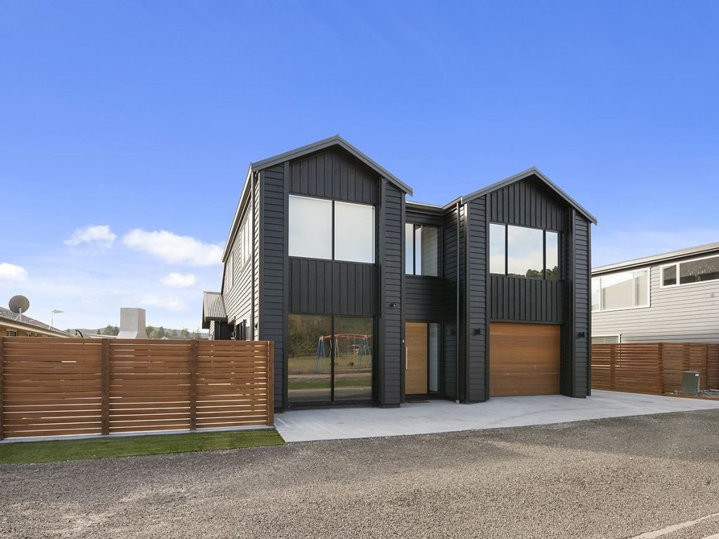 6 Loch Haven Lane Front