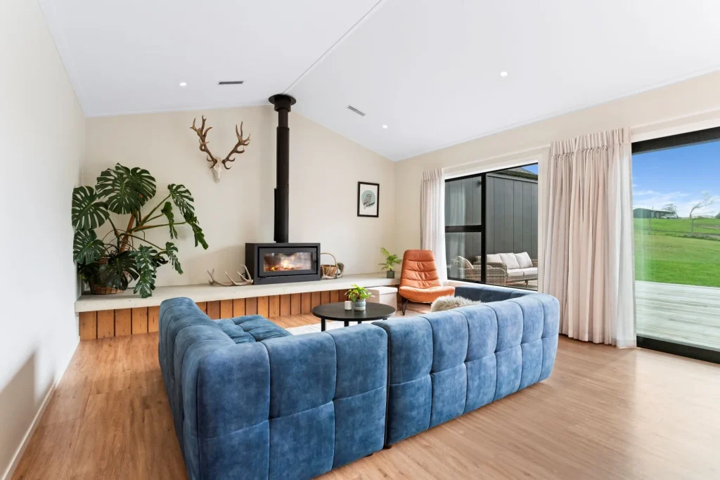 8 Nga Tui Lane Fire
