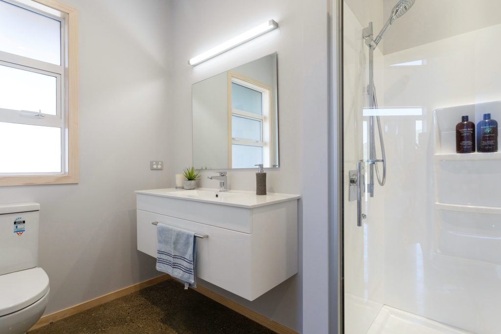 Loch Haven Lane Bathroom