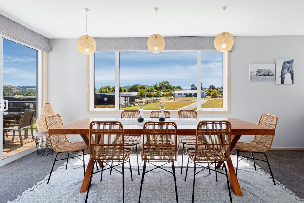 Loch Haven Lane Dining 4