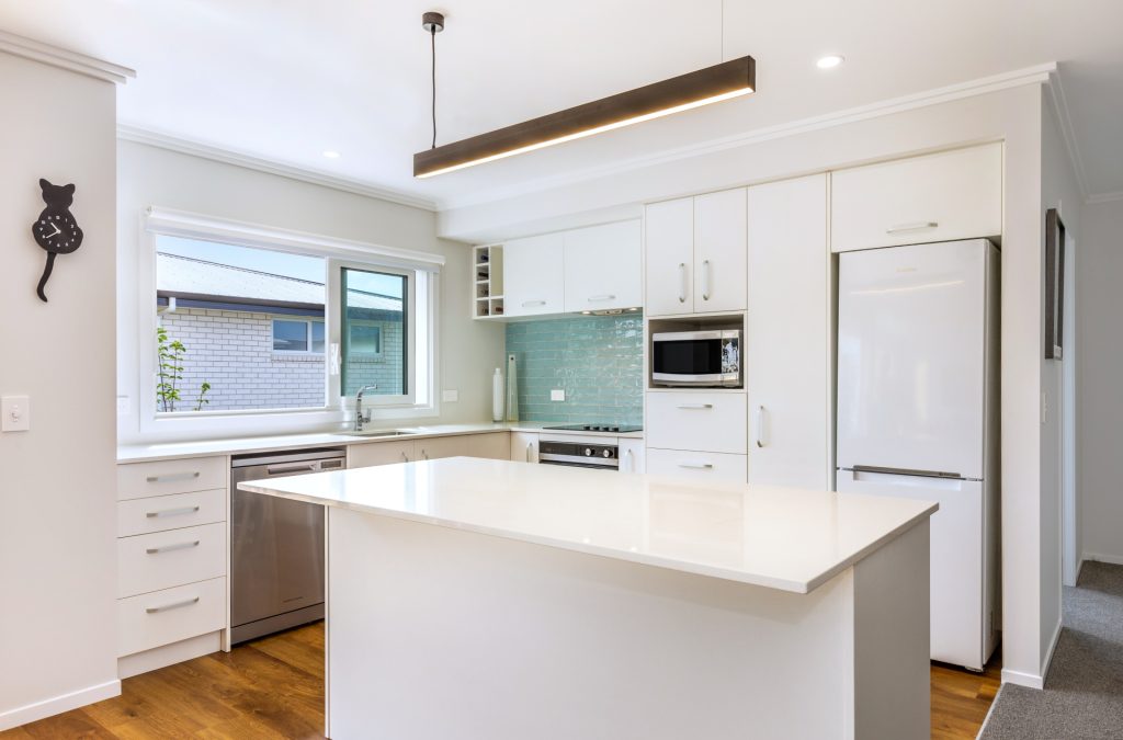 Noumea Drive Kitchen 1