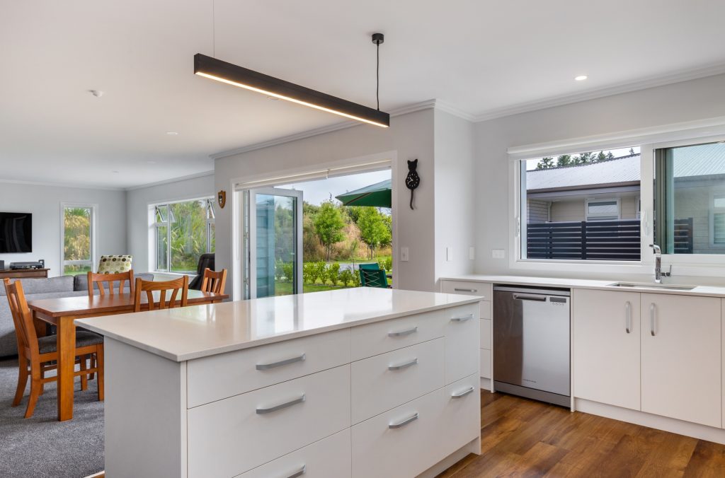Noumea Drive Kitchen 2