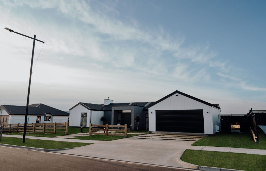 Raupo Cres Drive