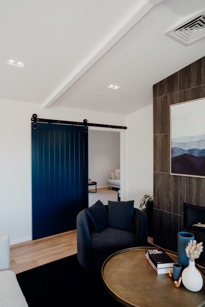 Showhome Living And Barn Door